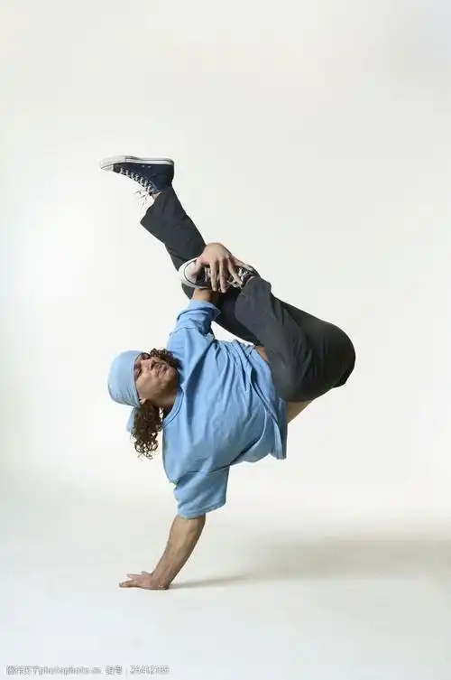 男人 时尚青年 阳光男孩 外国男性 街舞 舞蹈 平衡 单手倒立 动作