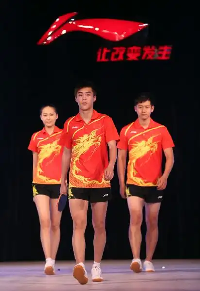 李宁奥运比赛服新增鳞状透气孔