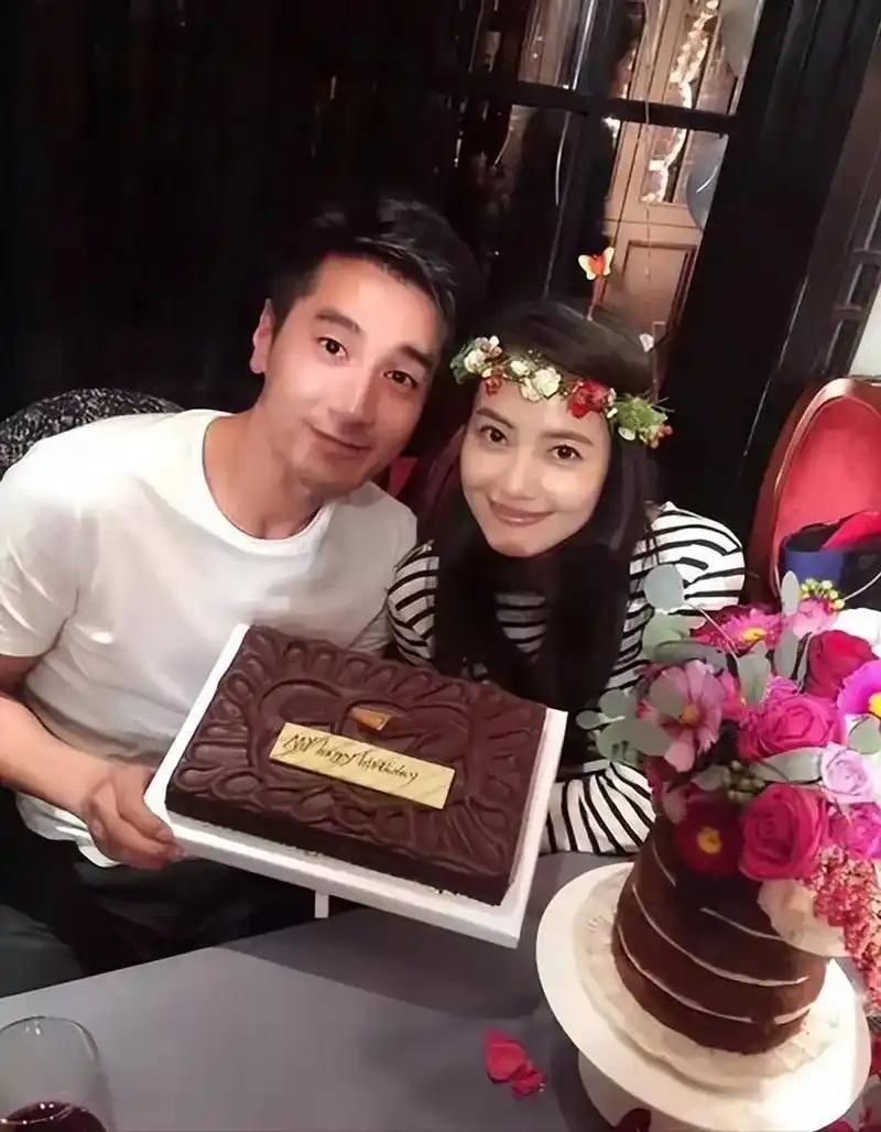 2011年,赵又廷和张钧甯同居3年,转身爱上高圆圆.