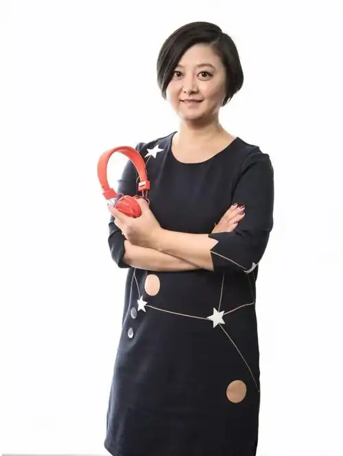 主持人 王蕾车展评论员 江辉,超超节目将邀请嘉宾共同聚焦本届车展