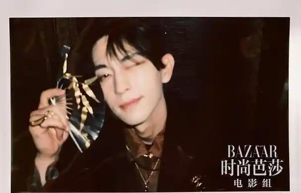 原创邓伦首次回应粉丝不喜欢郭敬明话题这是每个人的角度和看法不同