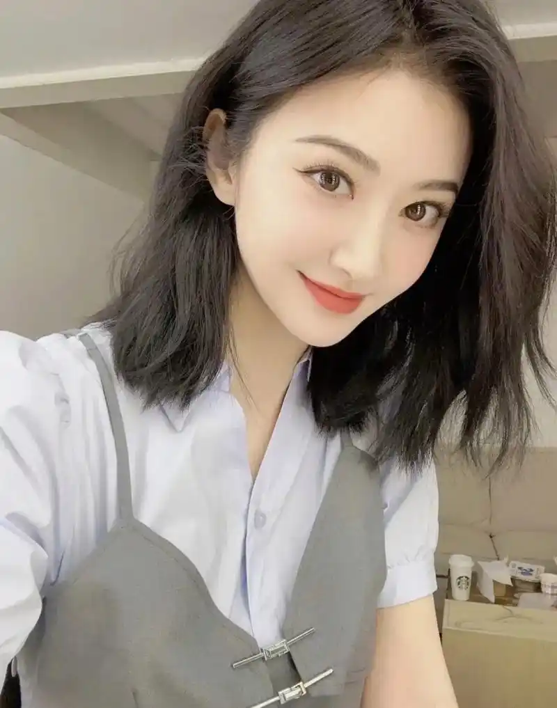 温情妩媚动人婉容温婉居家姐姐真漂亮景甜!