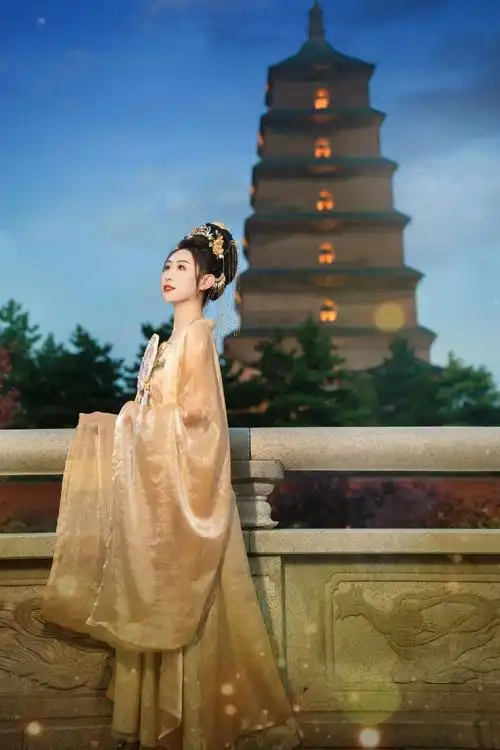 这是谁家的汉服小仙女啊 #汉服种草 "烟火人间,各有遗憾, - 抖音