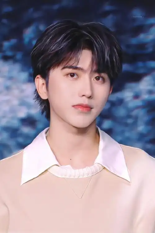 蔡徐坤##蔡徐坤范思哲全球品牌代言人