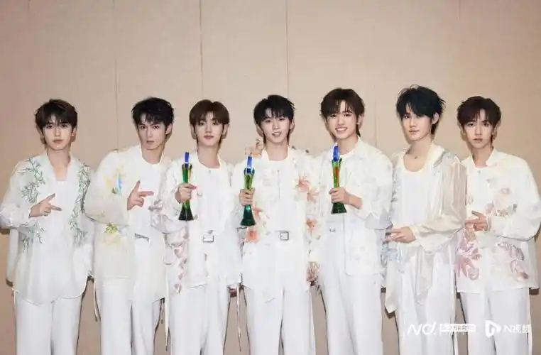 环球音乐与时代峰峻达成战略合作推动tfboys出海