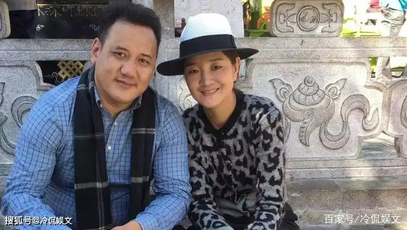 传唱全国的降央卓玛,一夜之间销声匿迹,发生了什么?