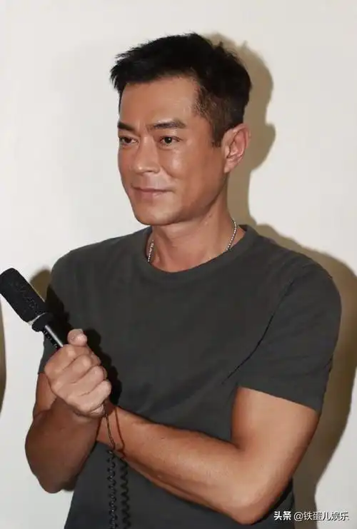 香港最后一个小生古天乐只有太阳能黑的男人人品口碑俱佳