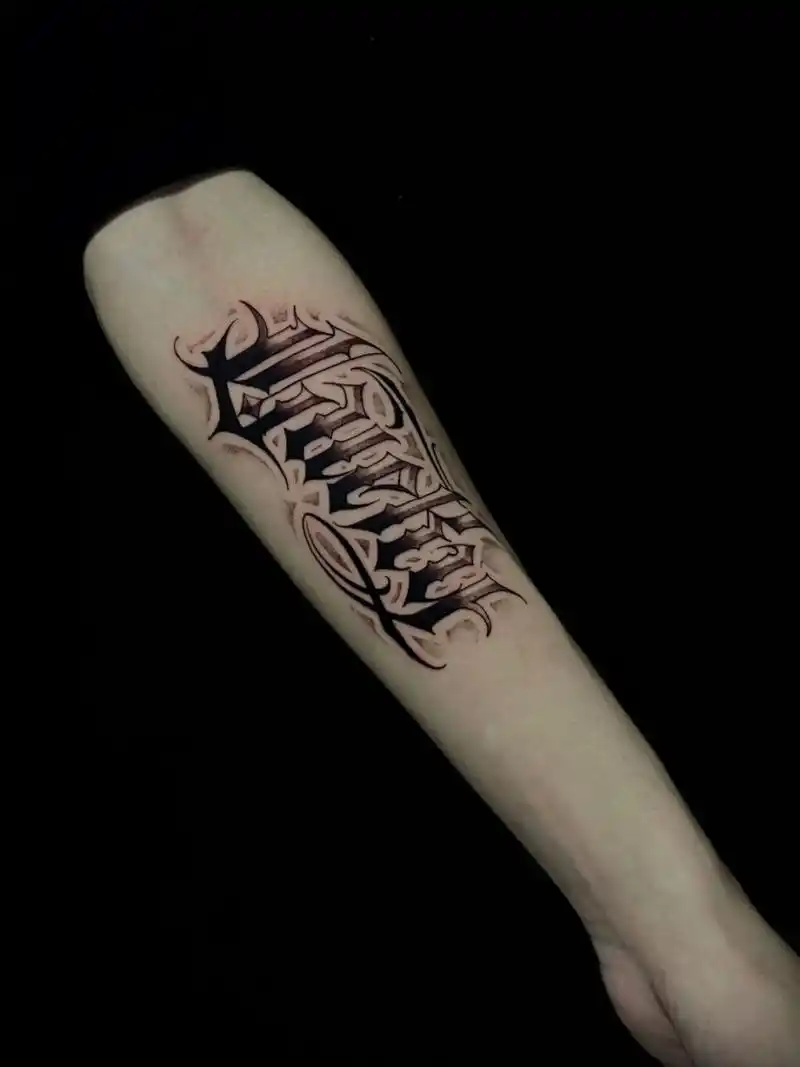 lucky# #哥特体# #花体字# #英文花体字# #花体字纹身# #花体字手稿