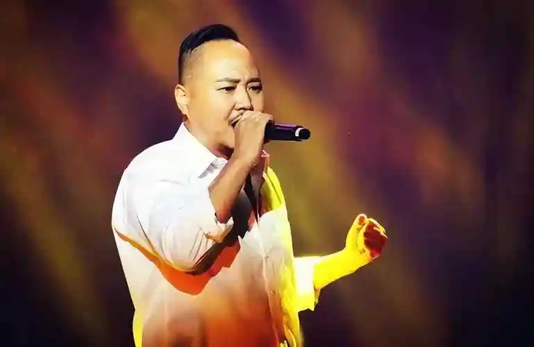 海来阿木和刀郎谁更强?知名音乐人点评:30完胜_对比__