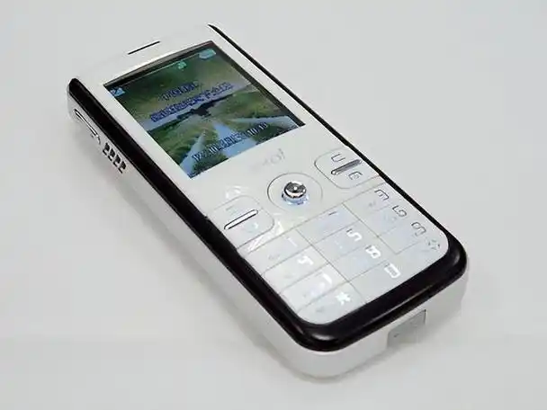 记得那台直帅百万像素多媒体手机——夏新m636手机