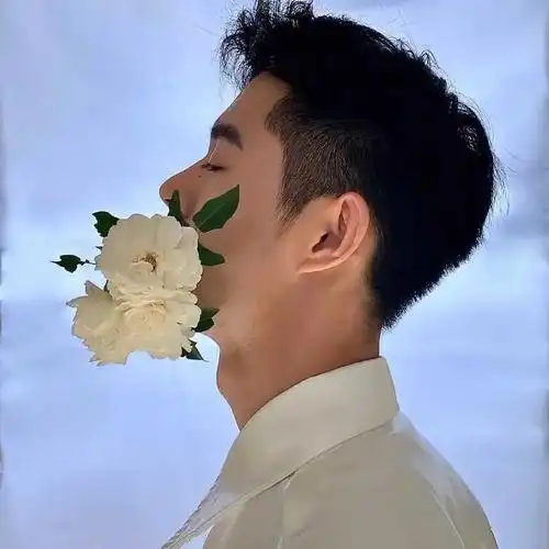 有什么好看干净的男头像? - 知乎