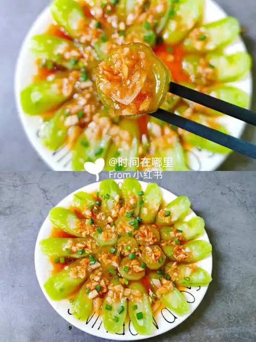 蒜香清蒸丝瓜,适合夏天吃的菜# 食材:丝瓜2恨,大蒜3瓣,蚝油,生抽,食用