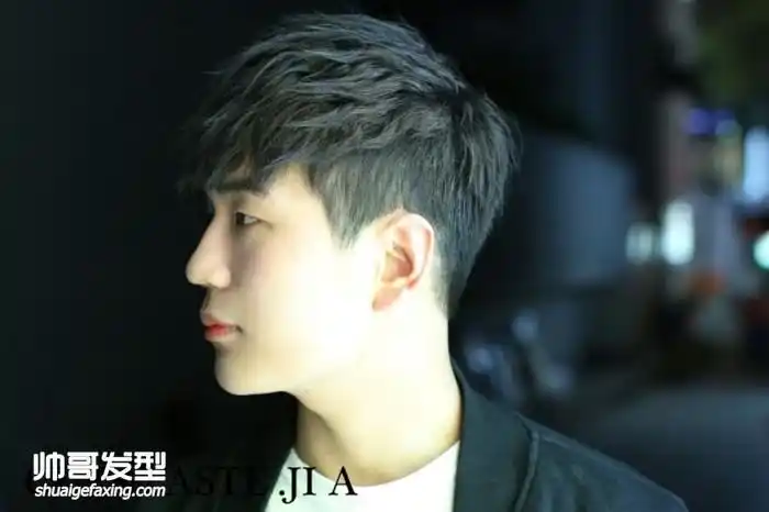 男生烟花烫发型图片好看帅气的烟花烫发型