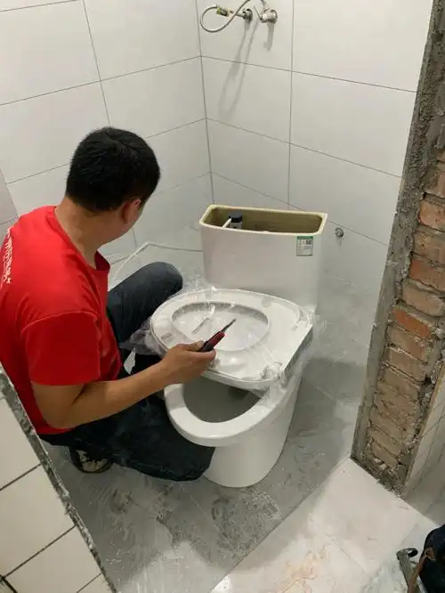 京东23号下单的马桶,25号到货,约26的安装,等一天没人来,今天9点等到