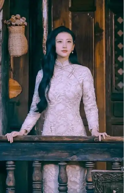 景甜新剧民国风造型美得冒泡,近照却是网红脸,差别判如两人_剧中_气质