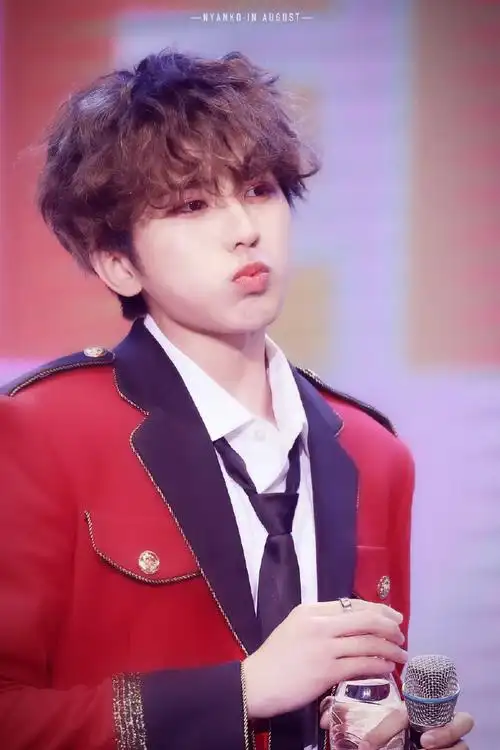 蔡小葵 小卷毛 漂亮又可爱@蔡徐坤#蔡徐坤#|#蔡徐坤新歌afterglow