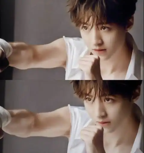 王俊凯写真大露身材,看到最后一张,粉丝直呼受不了