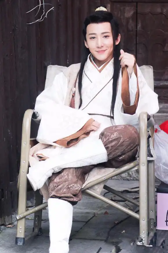 《凤囚凰》里面的柳色这么美?