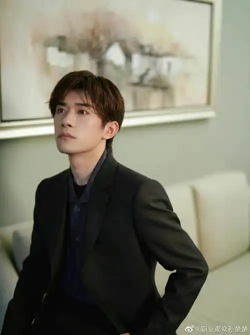 我的眼睛是尺##易烊千玺官方身高