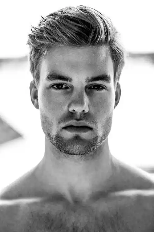 男人短胡渣适合什么发型 欧美性感胡渣男发型图片(3)