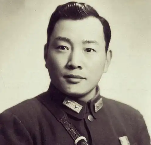 1949年,胡宗南还有30万兵,为什么不退到新疆或者云南?