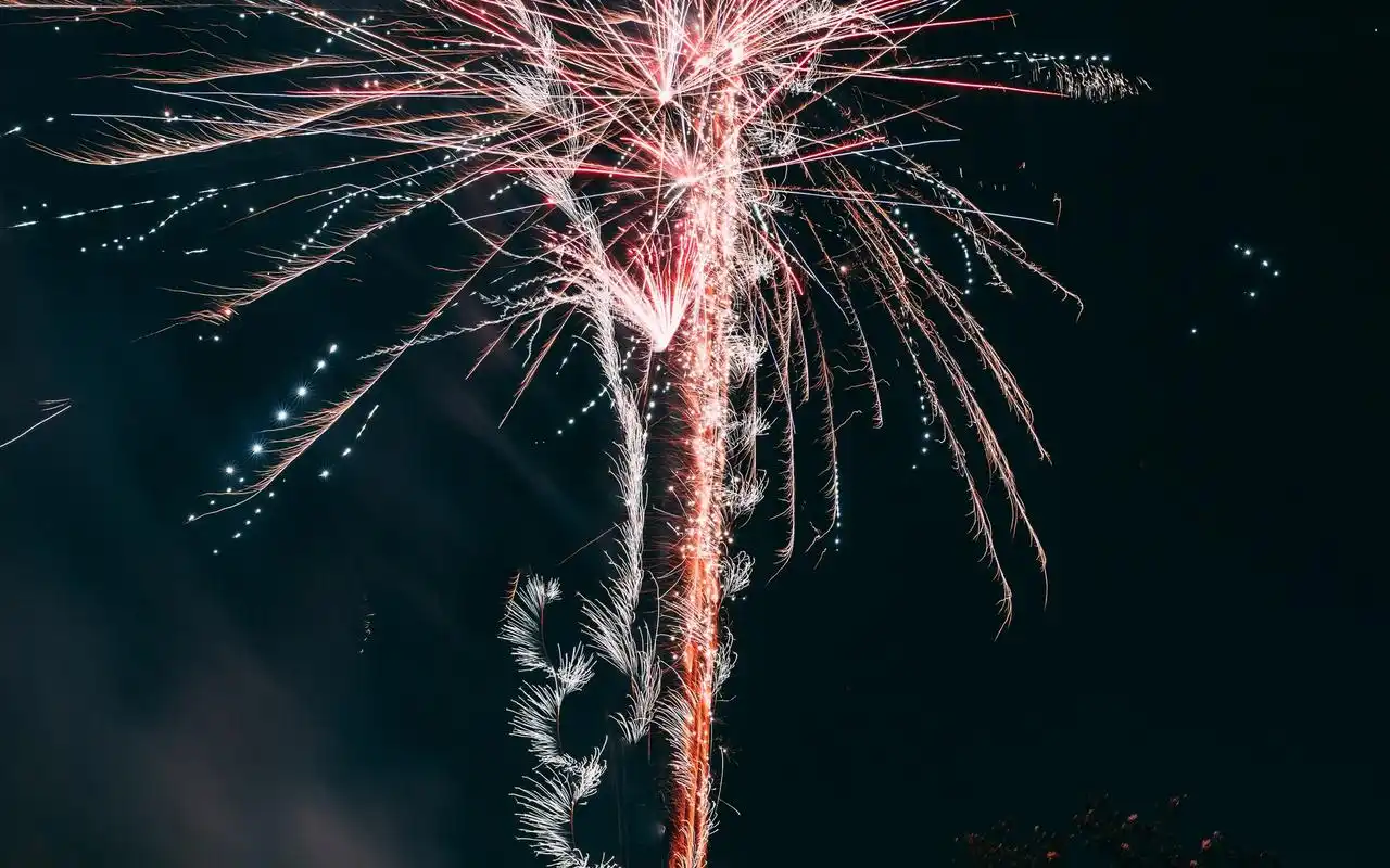 超清绚丽烟花美景图片电脑壁纸