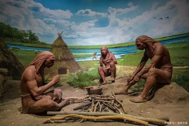 原始社会石器,人类用最简单的生产方式进行劳动,一般通过采摘果实