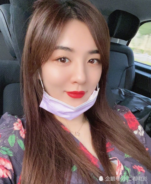 突然就不红了的王晓晨,近照自拍变化有点儿大