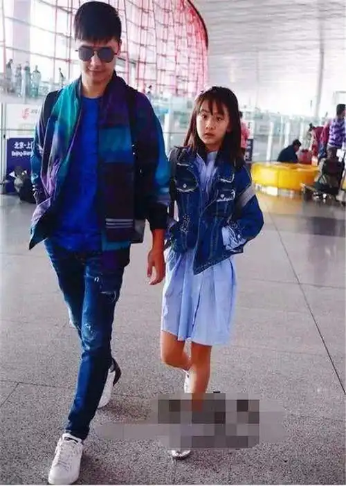 有种"差距"叫星二代身高,黄多多天天还好,看到石头:确定是13岁?