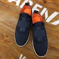 适合卖潮鞋的头像最新款_微信头像图片大全