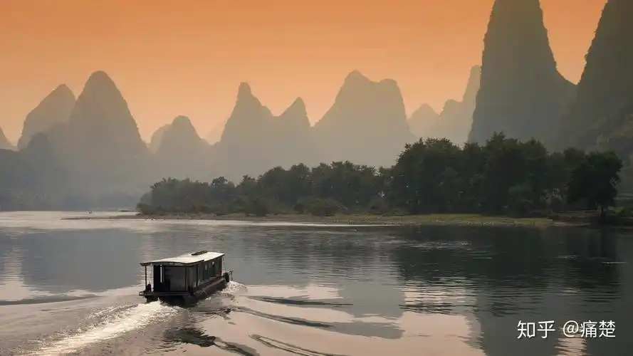 有哪些横构图的简约古风背景图