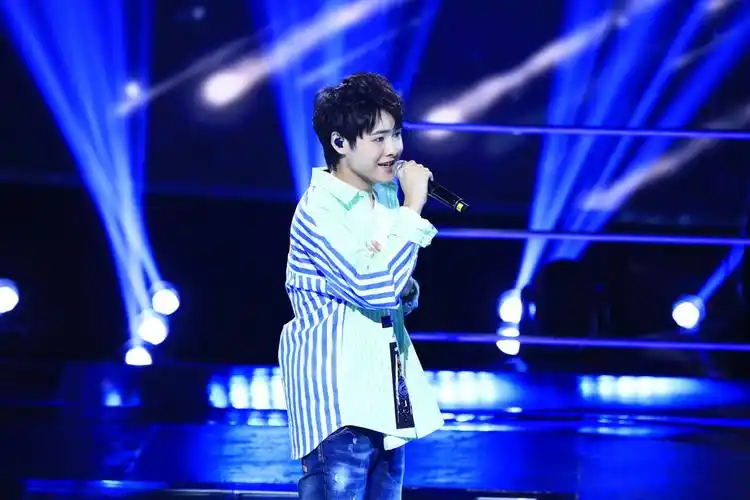 好声音洪雨雷和李凡一台下哥们儿台上对手