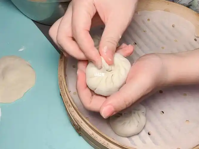 看一次就能学会的包包子手法