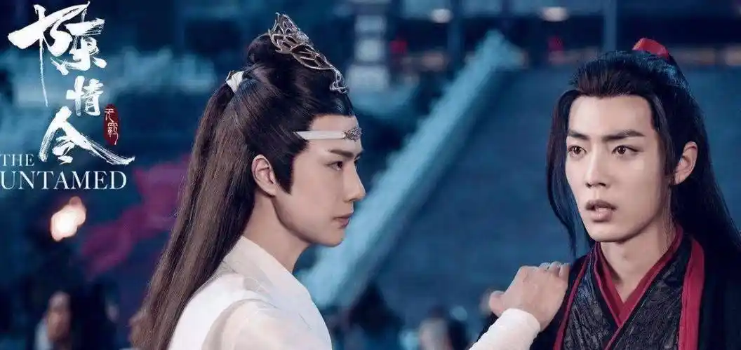 原创肖战晒出自拍照却被旁边的蜘蛛侠抢镜粉丝想起了王一博