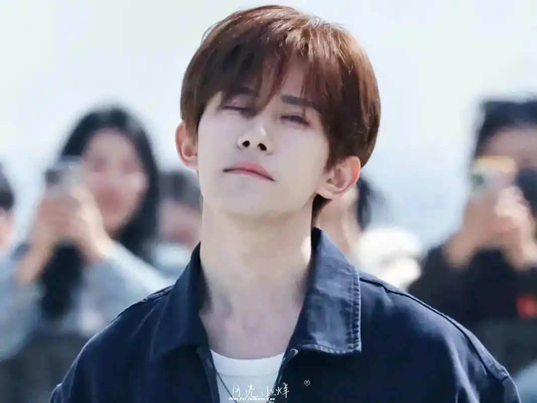 可爱烊烊99#易烊千玺 #易烊千玺阿玛尼彩妆代言人 - 抖音