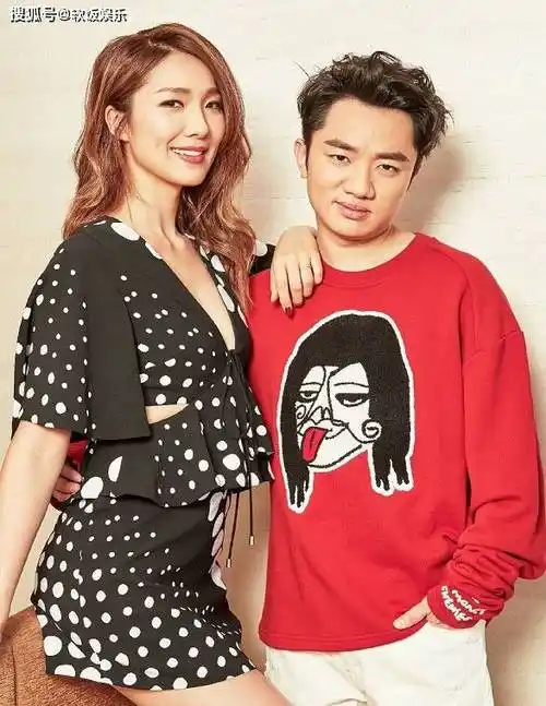 王祖蓝低调过44岁生日!