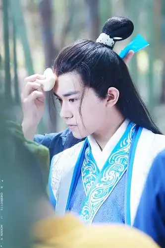 思美人易烊千玺你最帅