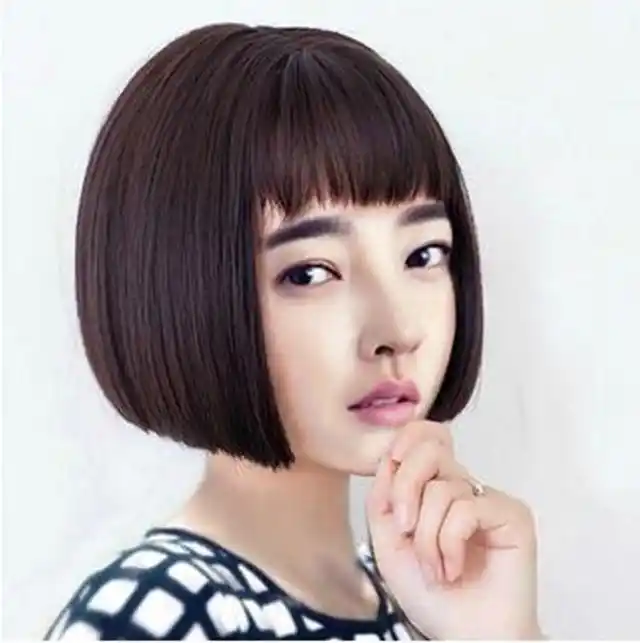 脖子比较短脸型较圆较大的女生适合什么发型发型师给个建议