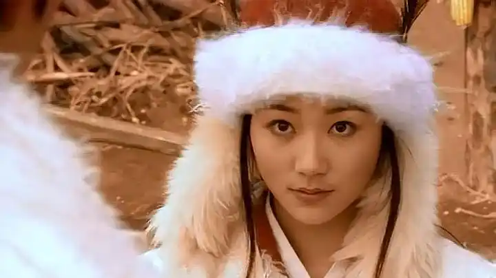 《萍踪侠影》韩雪饰演女医者,温柔可人