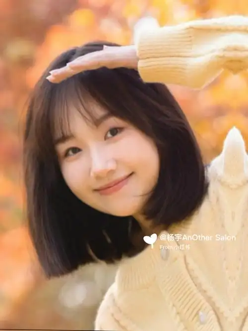 低层次中长发边缘层次修容显脸小锁骨发