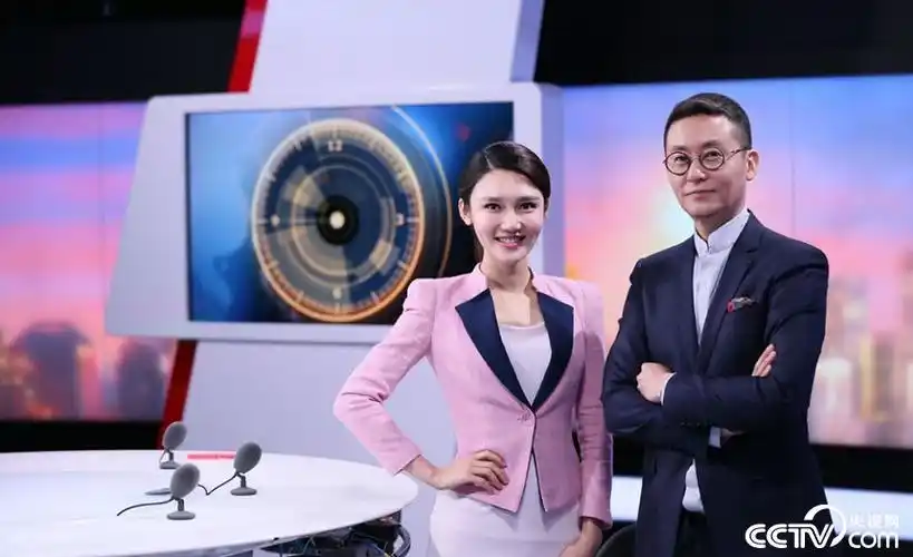 央视财经频道主持人龙洋高清图集_cctv专区