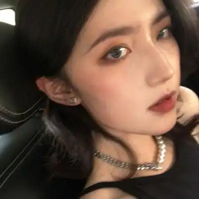 最新御姐女王范头像,女生头像图片-回车桌面