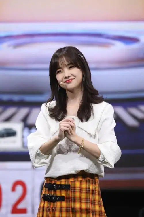 央视频之夜王冰冰状态#王冰冰亮相央视频之夜,身