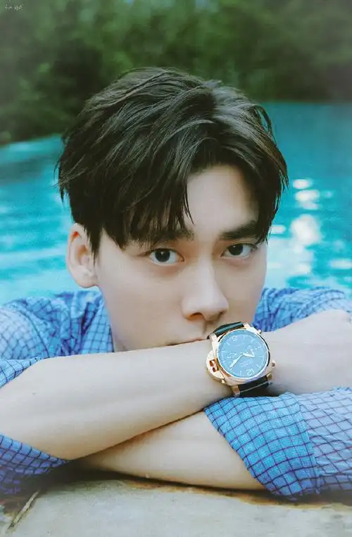 李易峰中国银幕封面人物##李易峰中国银幕8月刊#李易峰2021封面杭集