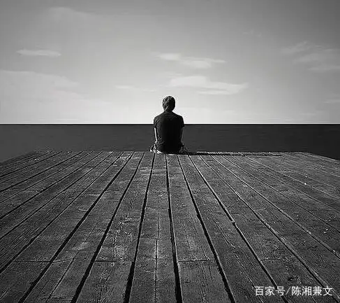 最酷的时候 就是只要知道了一段感情不合适 再难过也狠的下心说再见