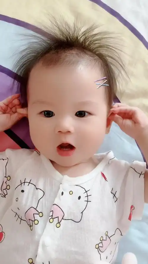 挑战全网蕞可爱宝宝,妈妈被你萌化了!小朋友一定要在可爱的年纪尽情地