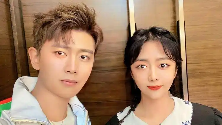 任嘉伦谭松韵锦衣之下衍生我的电竞男友,这对真上头_网易视频