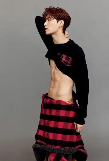 张艺兴性感腹肌大片写真图片59