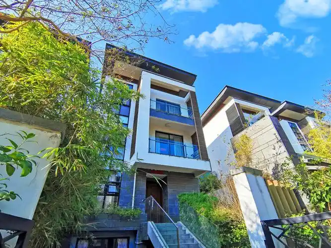 明月山溪7房12床欧式度假别墅