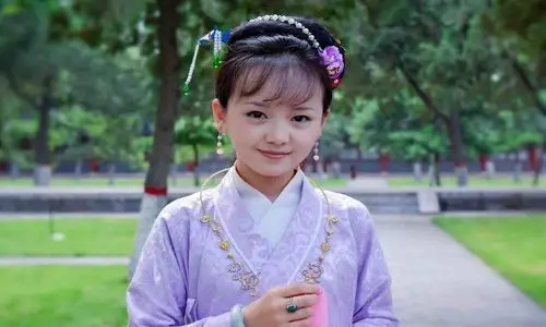 专为小仙女提供衣服的共享平台,霓裳羽衣要让全国2000